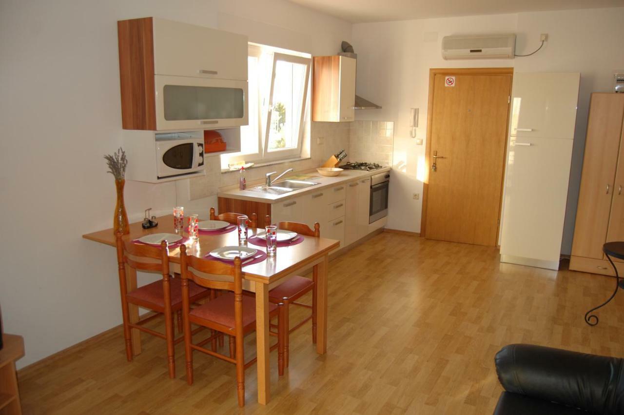 Al Capone Apartment Sveti Petar  Kültér fotó